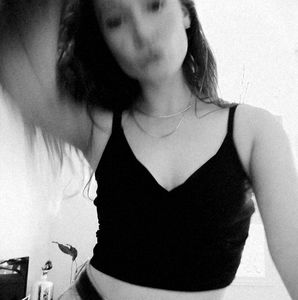 Meet your Posher, Val